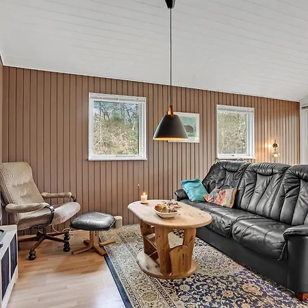 Beautiful In With Kitchen Holiday home *